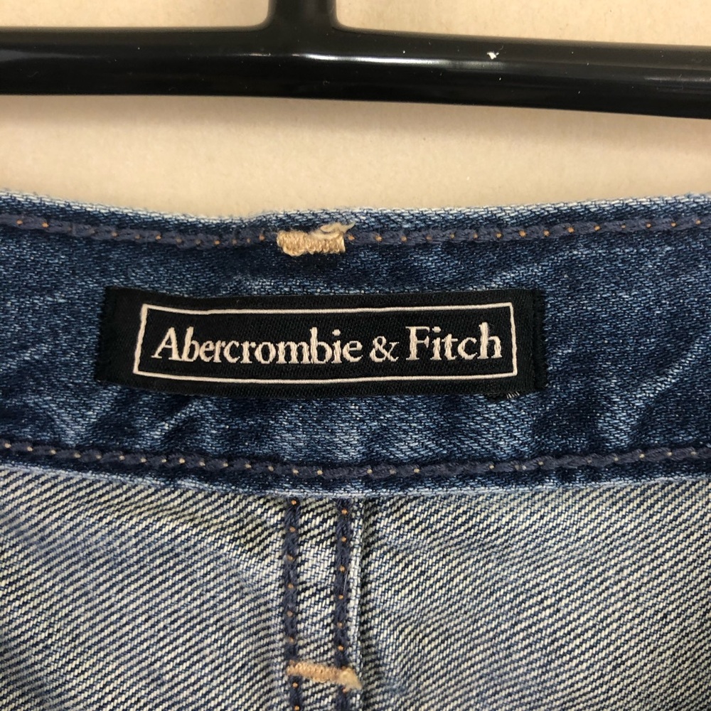 Abercrombie & Fitch High-Waist, Embroidered Shorts - Picture 6 of 11